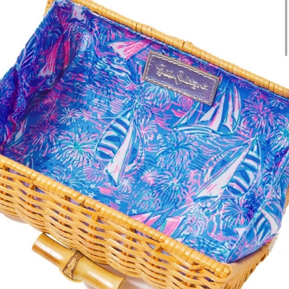 Lilly Pulitzer Handbags - Lilly Pulitzer NWOT! Rattan Wicker Clutch